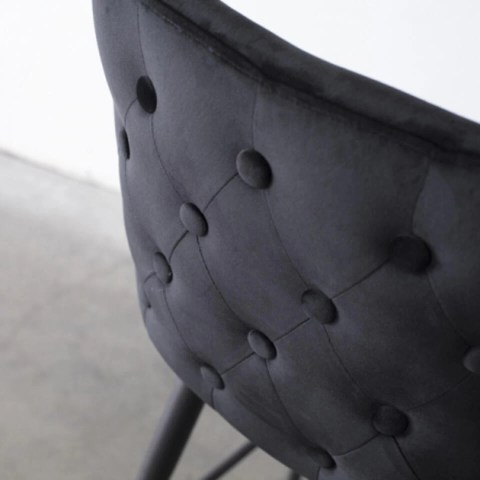 Giga Meubel Barstoel Velvet Zwart - Metaal - 50x57x101cm - Amber 5 Giga Meubel Barstoel Velvet Zwart - Metaal - 50x57x101cm - Amber - Image 3