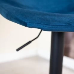 Barkruk Nora Velvet Blauw Draaibaar - Zithoogte 82 Cm - Stof - Blauw -ZitMeester ComfortDesign 1000070232 0103